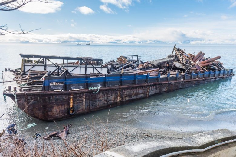 Баржа гранд блу