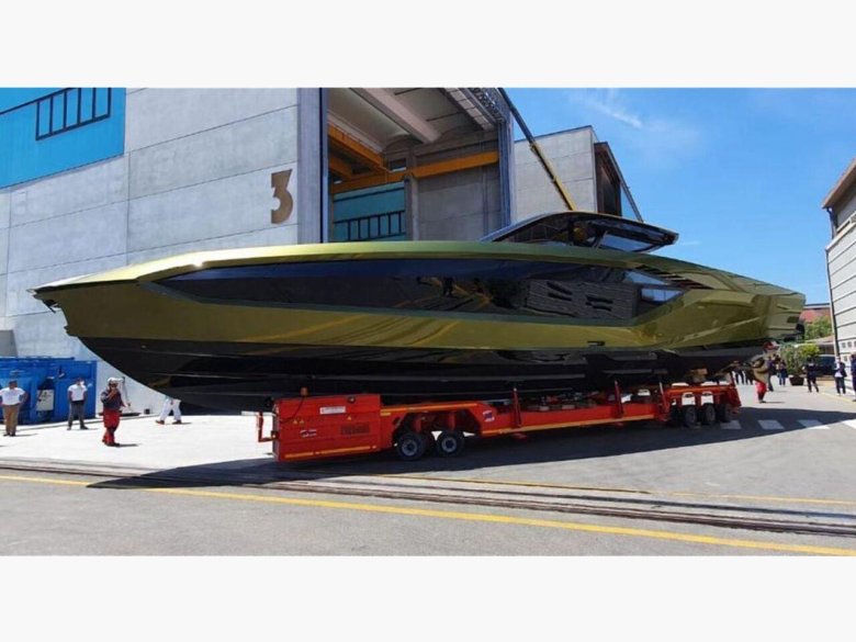 Яхта lamborghini конора макгрегора