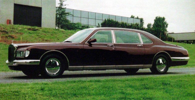 Rolls royce silver spur 2