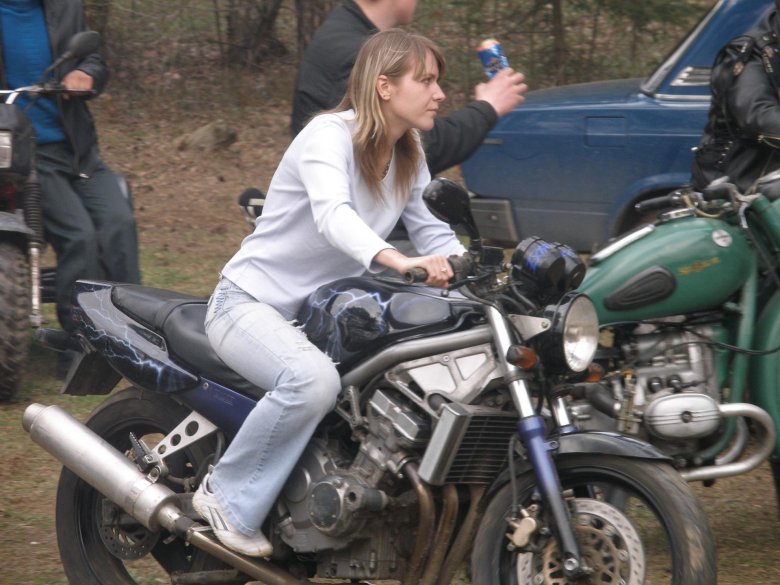 Мотоцикл honda cb 400