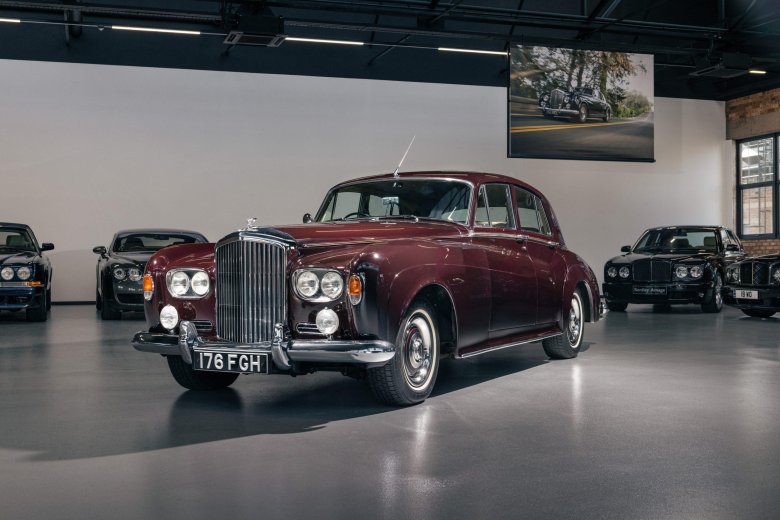 Bentley s1 continental 1956