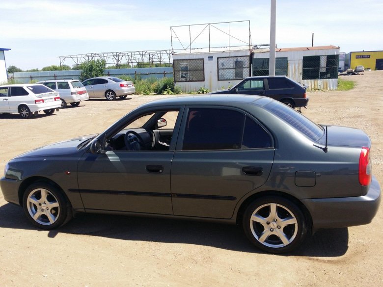 Хундай акцент 2008 г