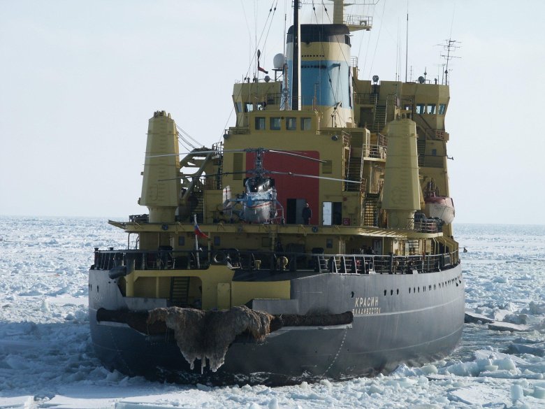 Атомный ледокол красин