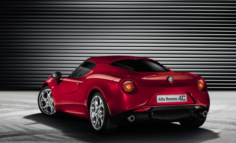 Alfa romeo 4c 2021