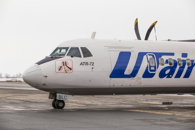 Самолет atr 72