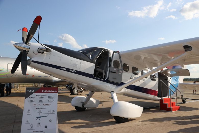 Легкий самолет «байкал» (лмс-901)