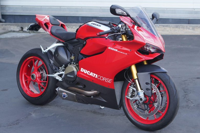 Мотоцикл ducati panigale