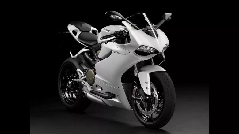 Белый мотоцикл