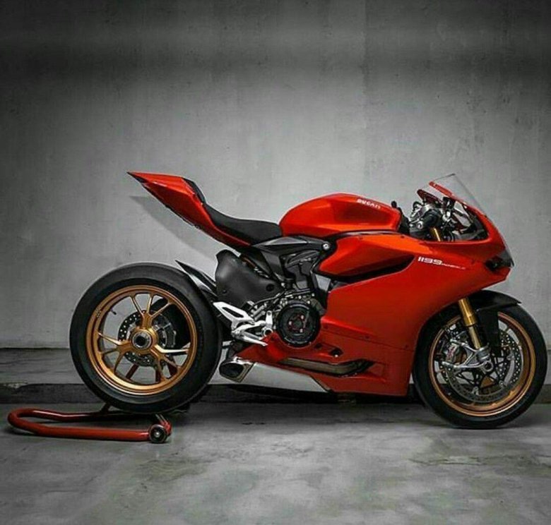 Дукати 899 panigale
