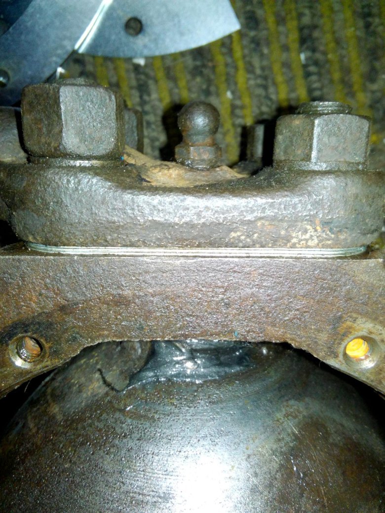 Шкворень переднего моста на уаз 469