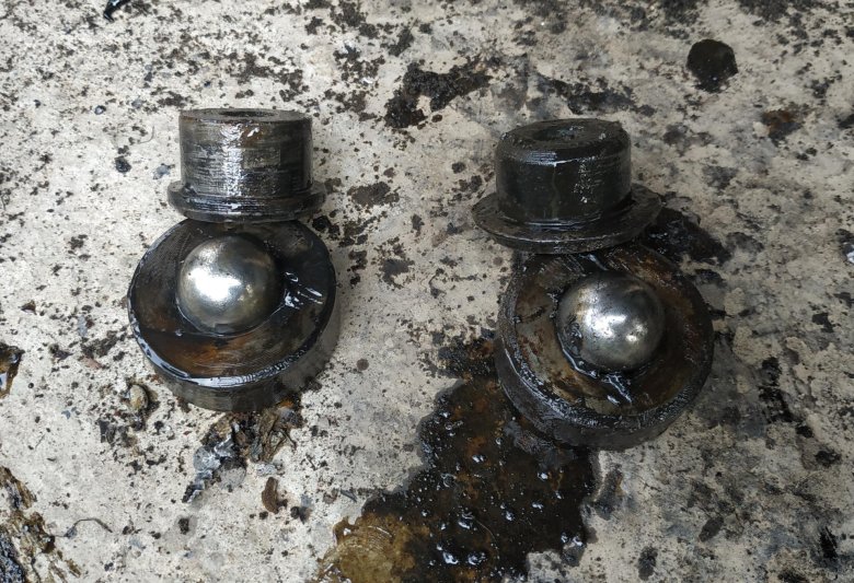 Шкворень уаз 469