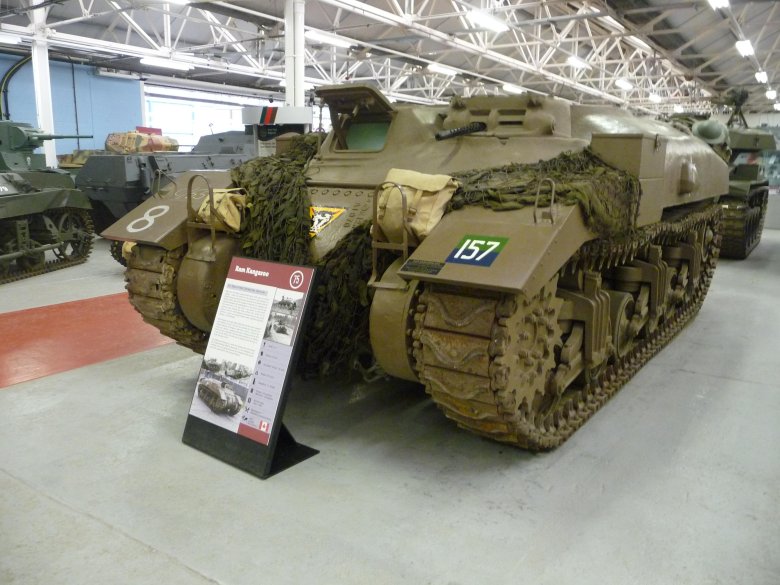 Бронетранспортер м30 \ кенгуру\