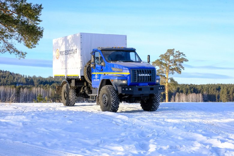 Бортовой урал