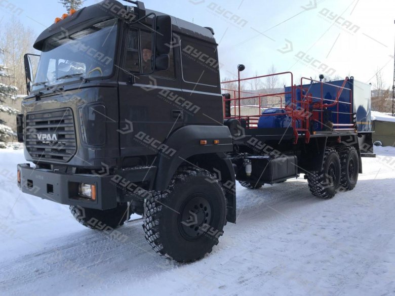 Цементировочный агрегат ца 320