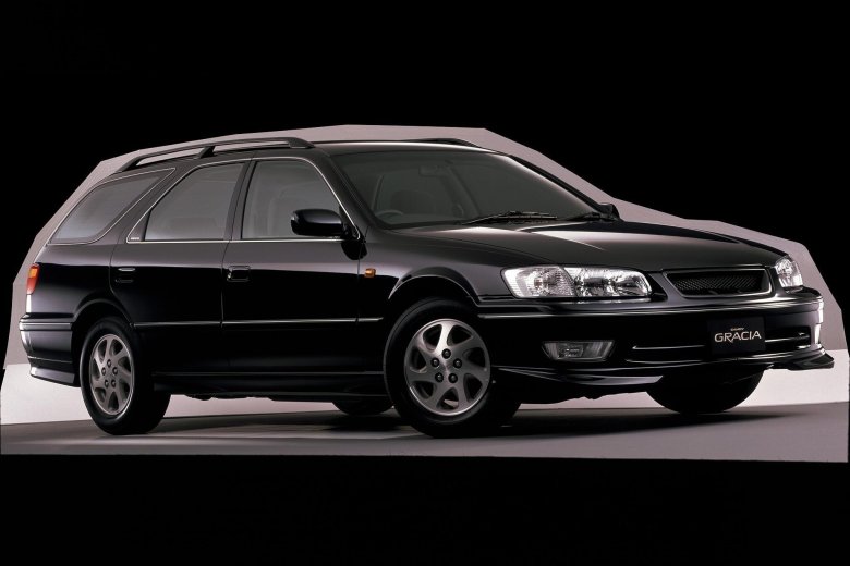 Toyota camry gracia 2.2