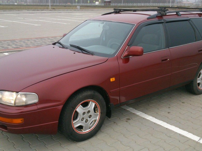 Тойота камри универсал 1993
