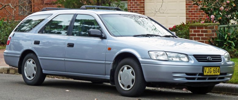 Toyota camry station wagon 1997