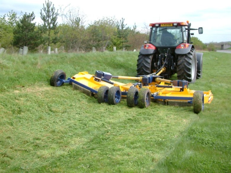 Косилка тракторная прицепная