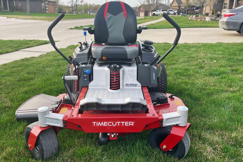 Zero turn mower
