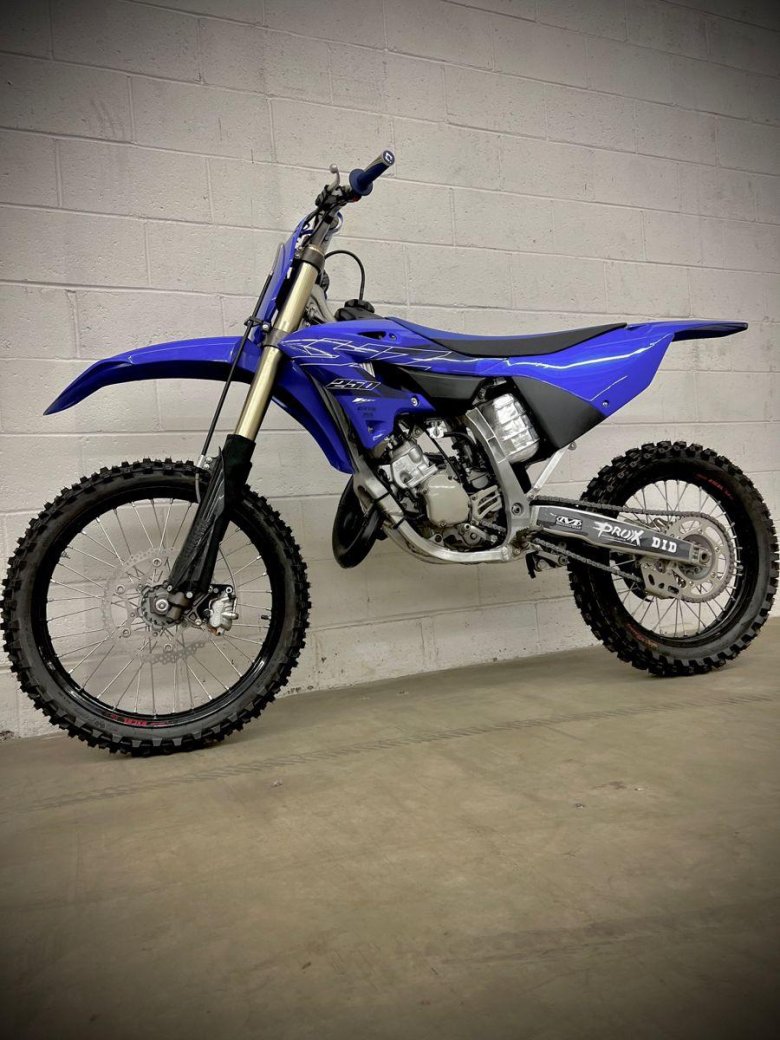 Кроссовые мотоциклы