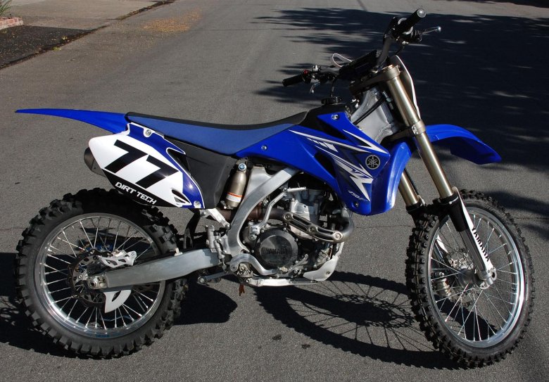 Кроссовый мотоцикл ямаха