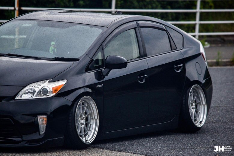 Toyota prius 30