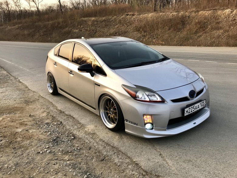 Toyota prius stance