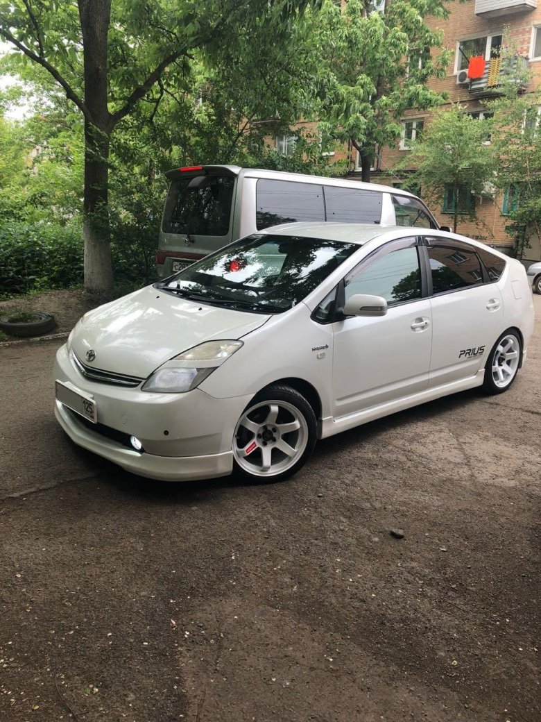 Тойота приус 20 кузов