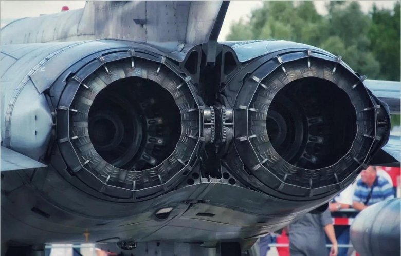 Самолёт форсажная камера