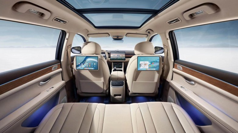 Электрический минивэн