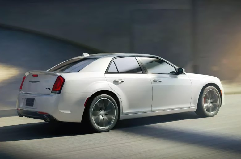 Chrysler 300 2023