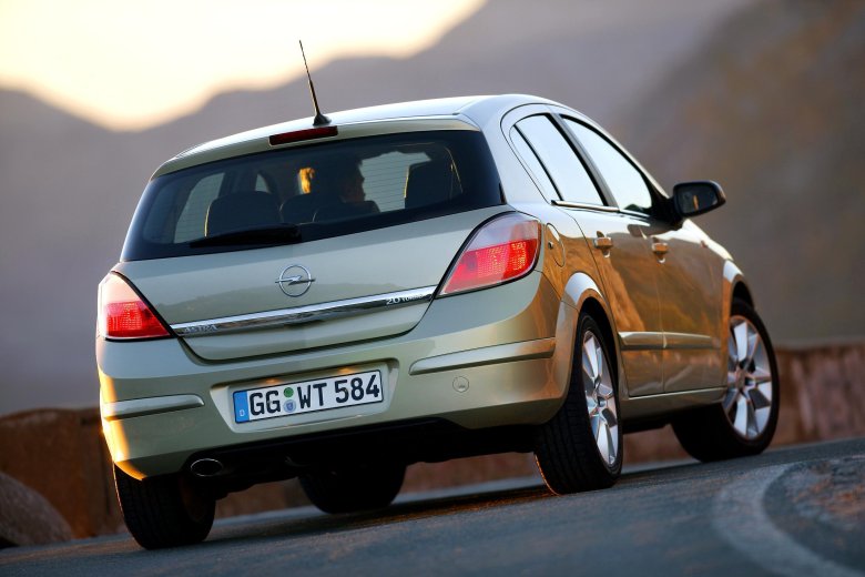 Opel astra h
