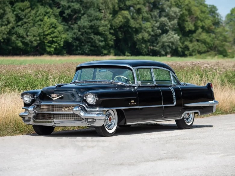 Cadillac fleetwood 1956