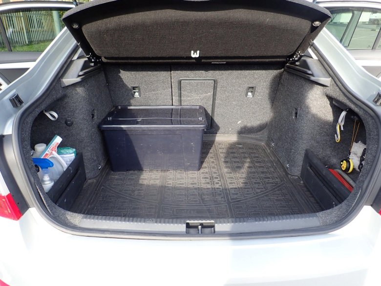 Skoda octavia 2018 багажник