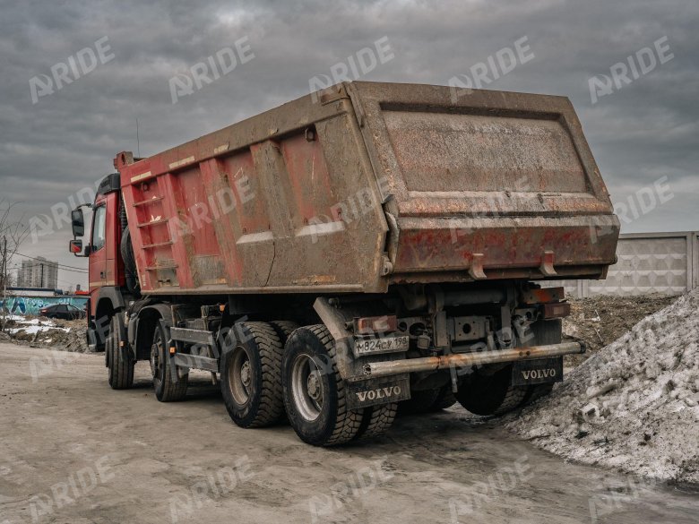 Вольво самосвал