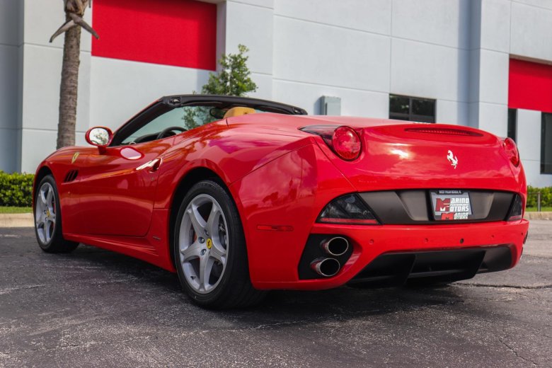 Ferrari california 2010