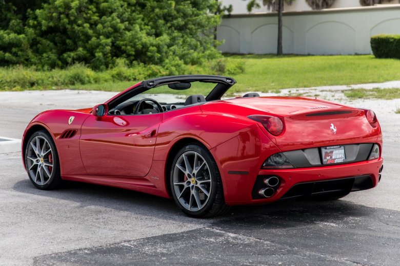 Ferrari california 2010