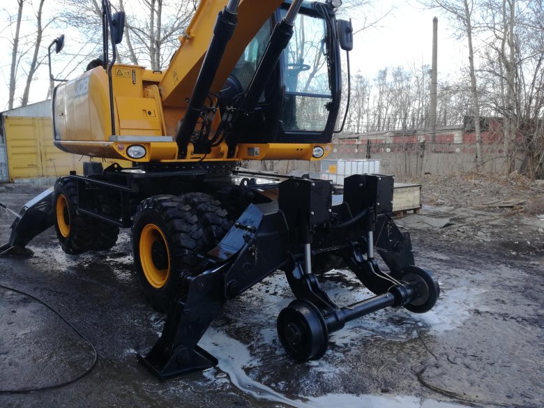 Что такое экскаватор на комбинированном