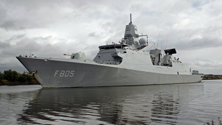 Боевой корабль