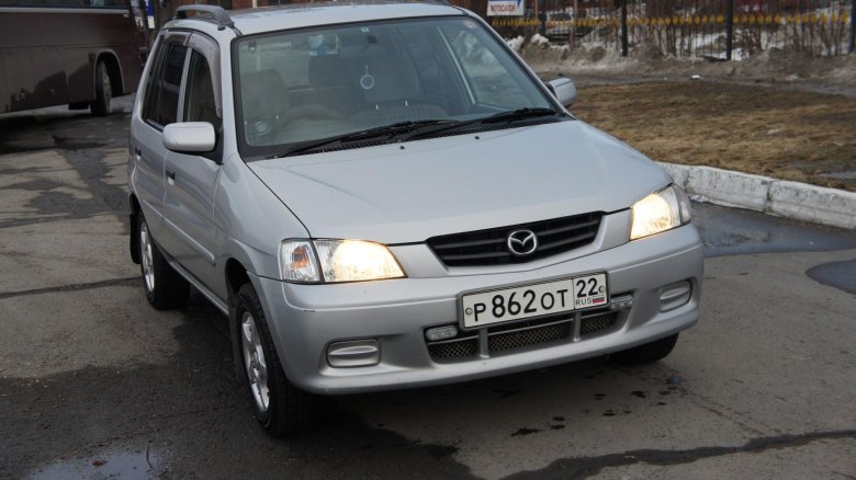 Мазда демио 2001