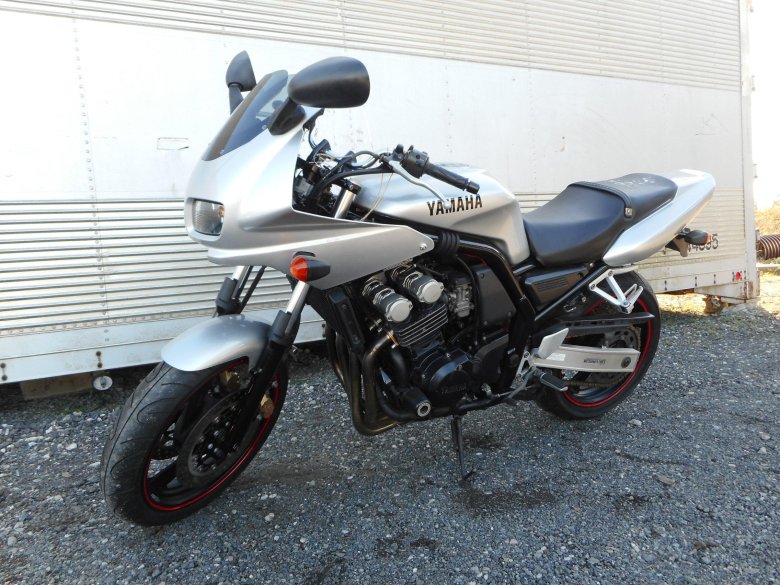 Yamaha fz 400