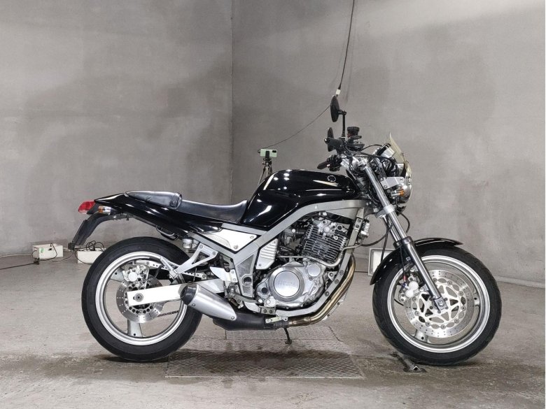 Мотоцикл yamaha