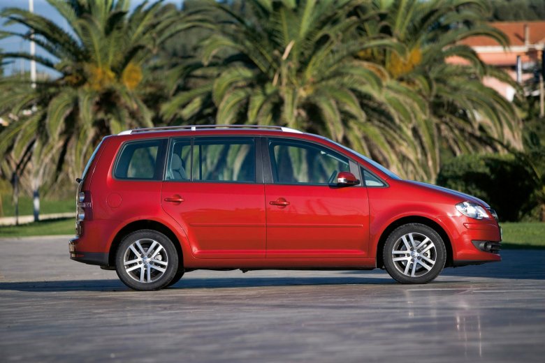 Volkswagen touran компактвэны