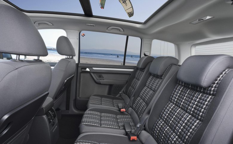 Volkswagen touran 2 поколение