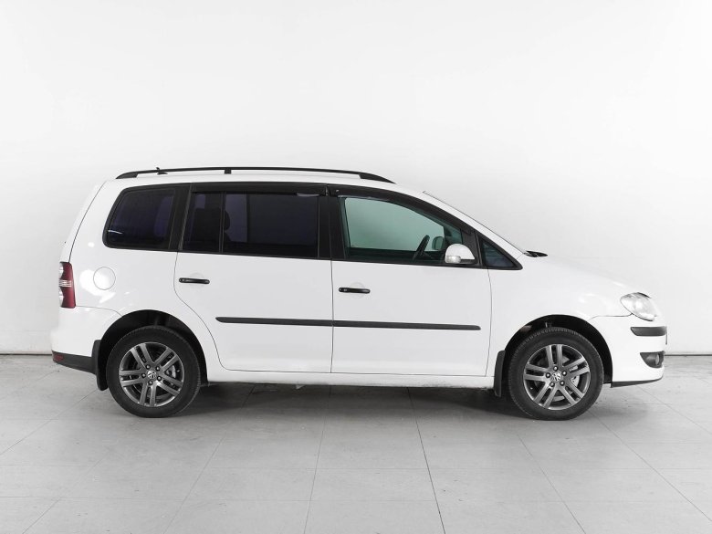 Volkswagen touran i