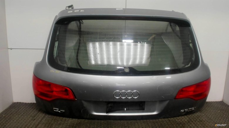 Audi q5 задняя крышка багажника