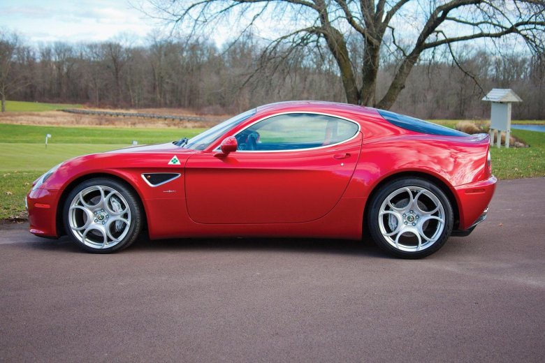Aston martin v8 vantage iii