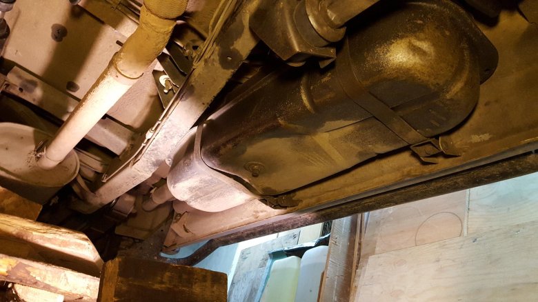 Крепление бака уаз патриот