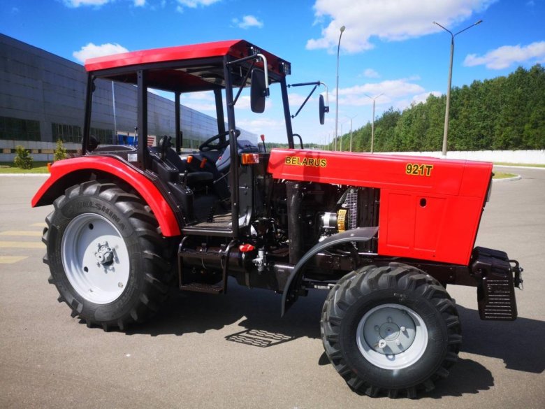 Беларус 1025.2