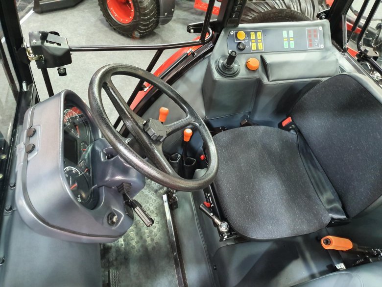 Мтз 2103 кабина